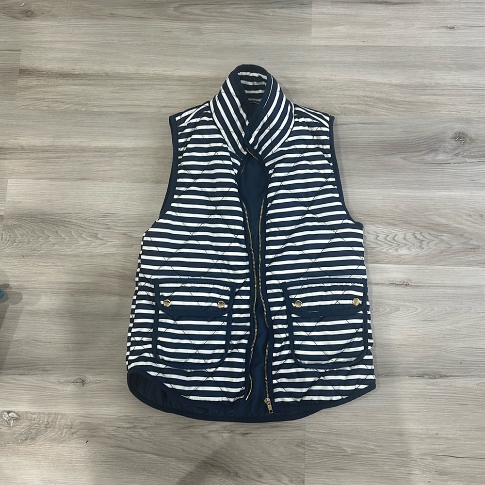 Navy & White striped vest - size small - Market & Spruce